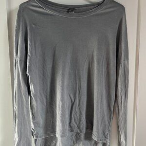 Alternative Apparel Soft Gray Long Sleeve Tee – XS